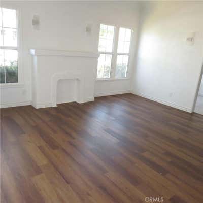 2 beds, 1 bath, 600 sqft, $2,400