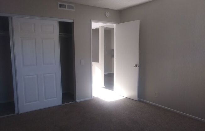 2 beds, 2 baths, 799 sqft, $2,050, Unit 105
