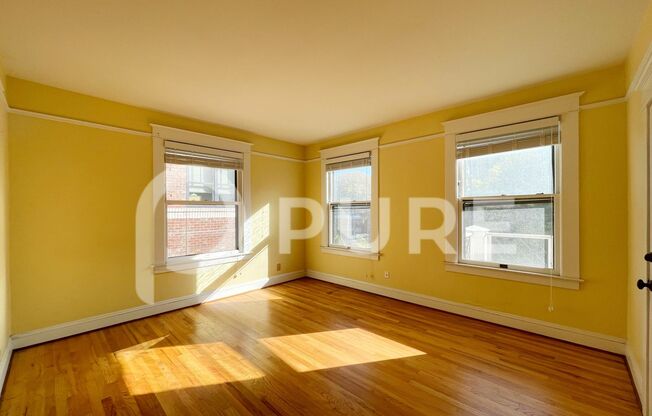 1351-01PP- Yamhill Manor