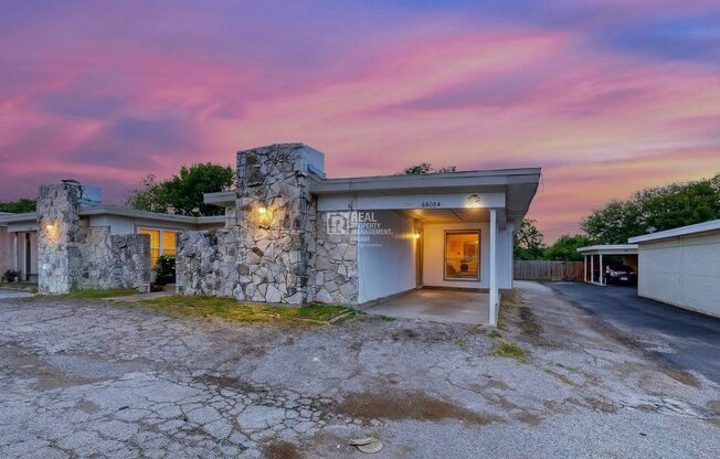 6808 Trail Lake Drive