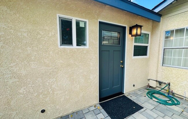 Studio, 1 bath, 427 sqft, $1,995