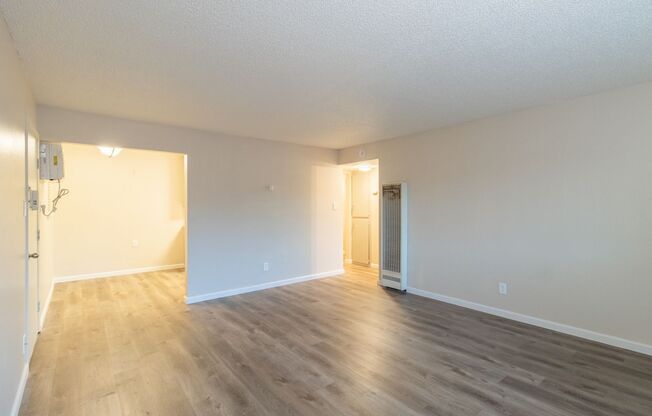 1 bed, 1 bath, $1,475, Unit 17