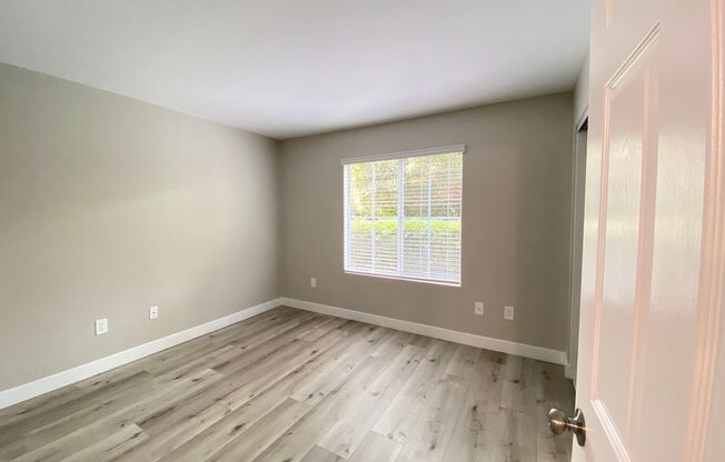 2 beds, 2 baths, 800 sqft, $2,677, Unit 10-104