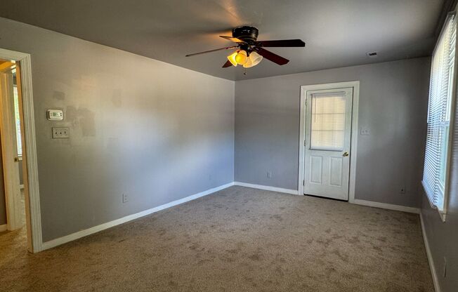 525 E Cawson St, Hopewell, VA 23860