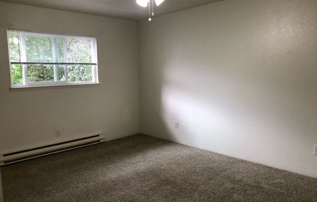 1 bed, 1 bath, 640 sqft, $1,200, Unit #36