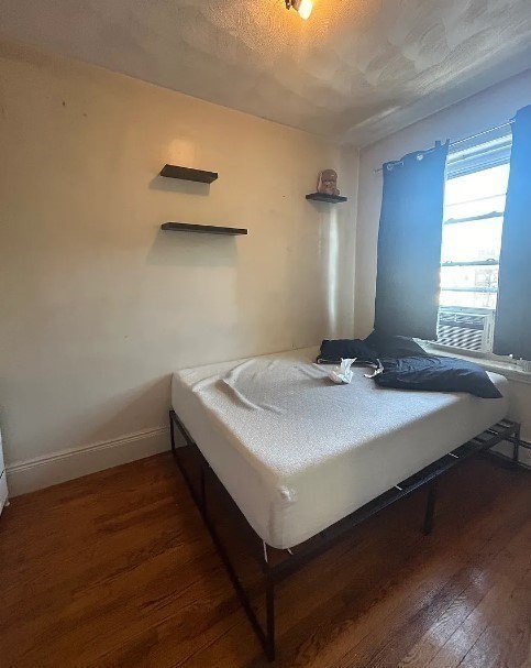 3 beds, 1 bath, 1,000 sqft, $3,800, Unit 4