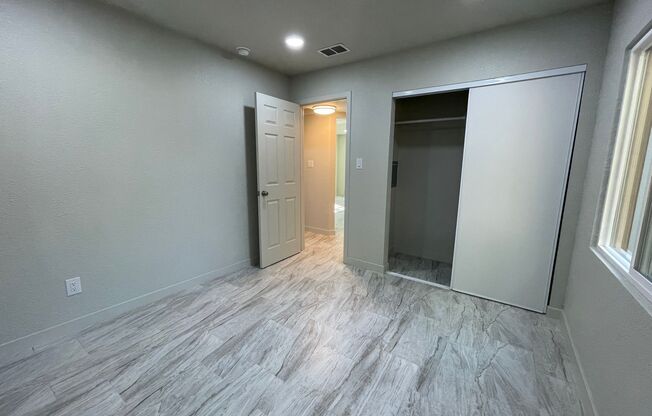 2 beds, 1 bath, 670 sqft, $1,950, Unit 18-4