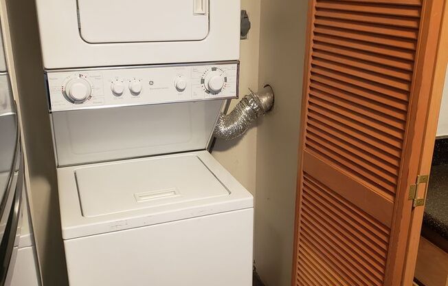 1 bed, 1 bath, 719 sqft, $1,875, Unit 113