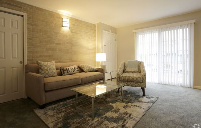 Chestnut Lane Apartments