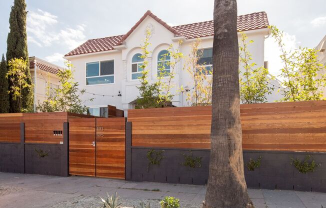 1013 N NEW HAMPSHIRE AVE