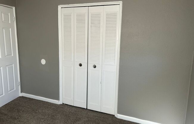 2 beds, 1 bath, 750 sqft, $1,020, Unit B05 1042 13
