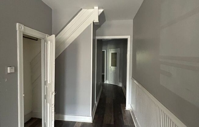 5527 Ridge Ave.