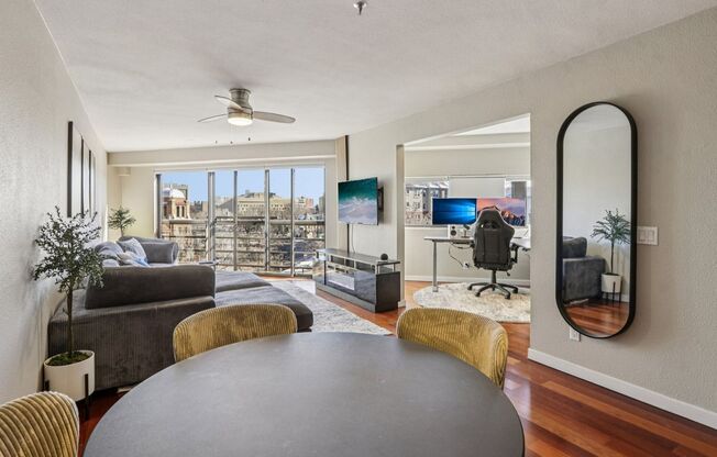 1 bed, 1 bath, $1,725, Unit # 405
