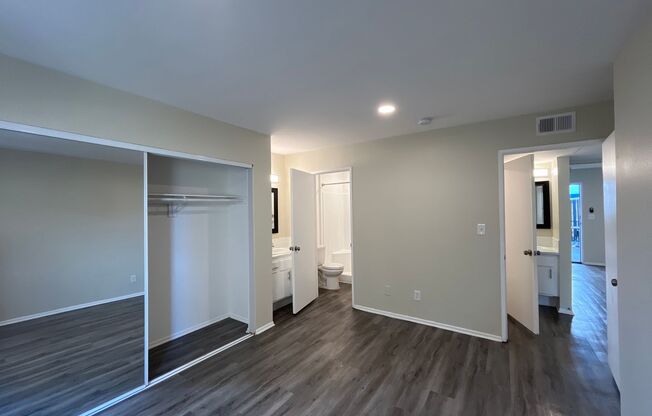 2 beds, 2 baths, 1,100 sqft, $2,000, Unit 113