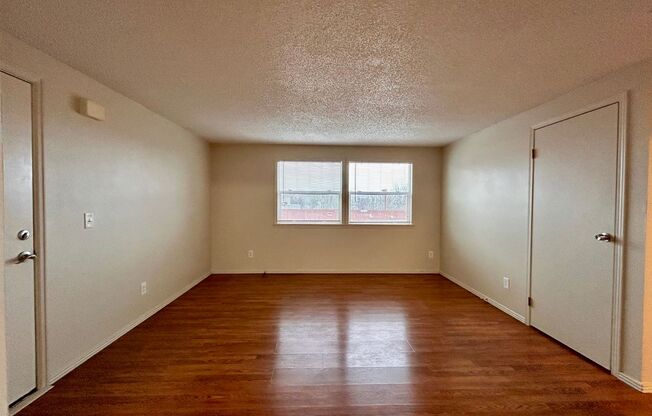 $0 DEPOSIT OPTION. COZY 2-BEDROOM CONDO WITH NO CARPET, 2 PARKING SPACES, IN WESTMINSTER. WITH EASY ACCESS TO BOULDER AND DENVER