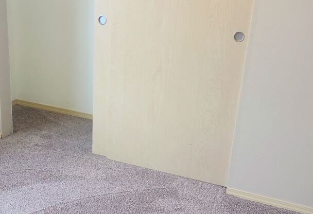 3 beds, 2 baths, 1,172 sqft, $1,695, Unit 253