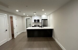 535 NEWBURY ST