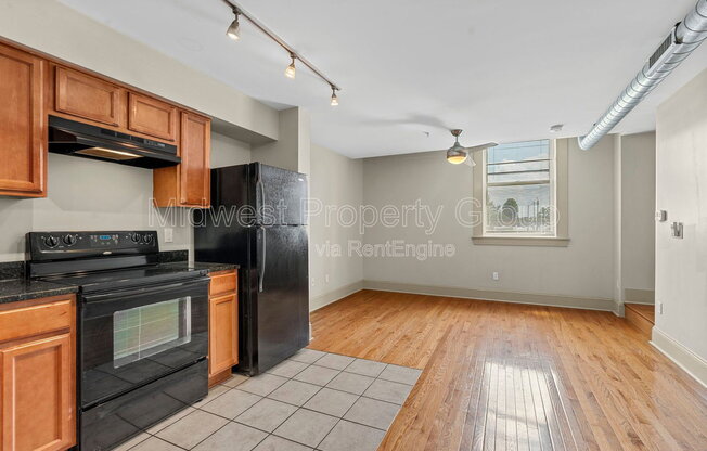 1 bed, 1 bath, 550 sqft, $950, Unit 115