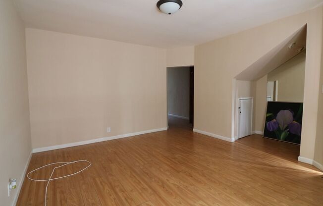 1 bed, 1 bath, 615 sqft, $2,012.5, Unit 3317 Barham Blvd