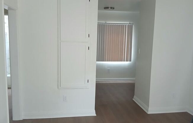 10611 Avalon Blvd.
