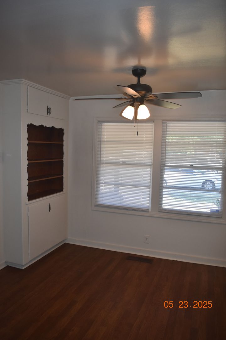 Charming Three Bedroom Home with New Carpet/ Built-ins/ Miracle Mile