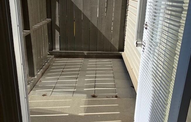 2 beds, 2 baths, 900 sqft, $2,015, Unit 156