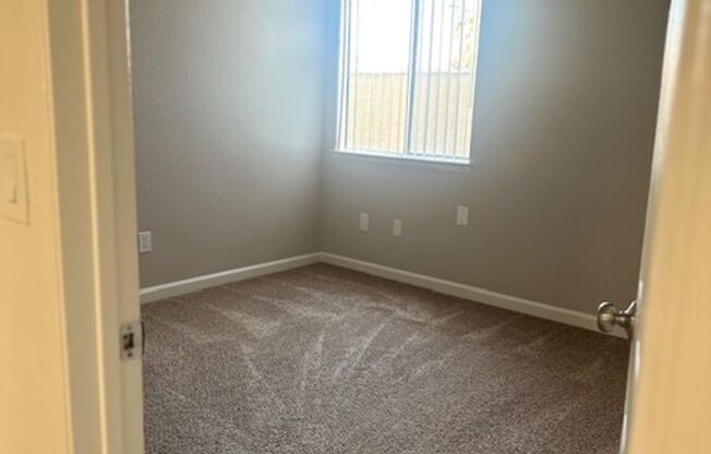 2 beds, 2 baths, 1,040 sqft, $1,575, Unit 103