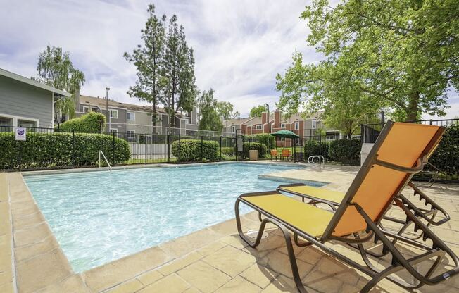 Pool With Sunning Deck at Chesapeake Commons Apartments, California, 95670