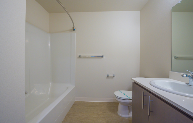 Studio, 1 bath, 456 sqft, $1,375, Unit 1204