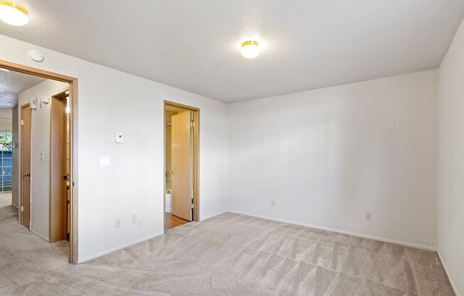 1 bed, 1 bath, 600 sqft, $1,800, Unit B205