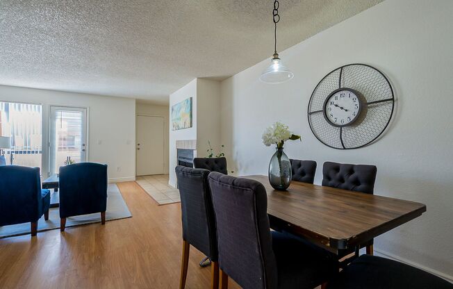 2 beds, 2 baths, $1,500, Unit 246