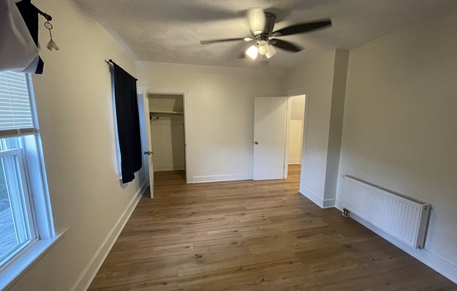 2 beds, 1.5 baths, 1,200 sqft, $3,000