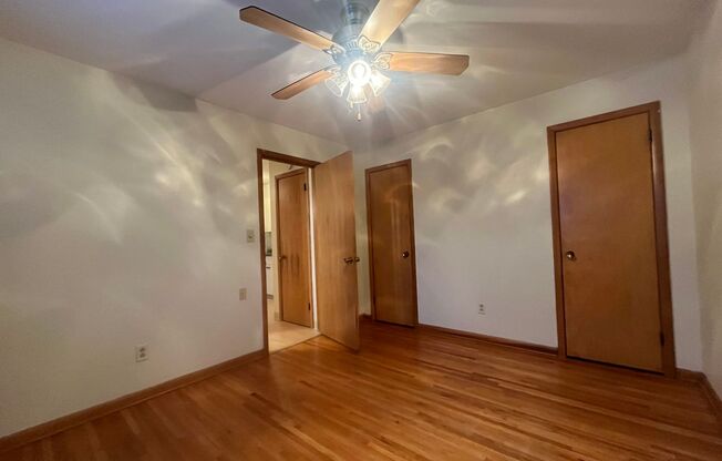 1 bed, 1 bath, 650 sqft, $955, Unit 8