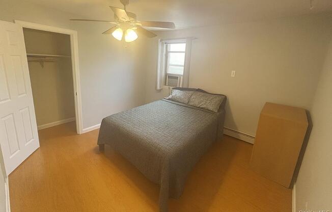 23 REEVE PL