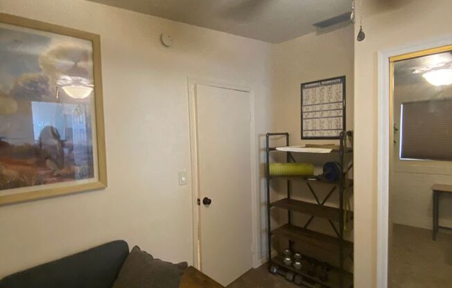 3 beds, 2 baths, $2,500