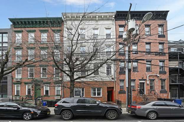 126 MADISON ST