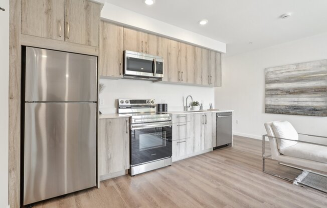 224 N ALVARADO ST