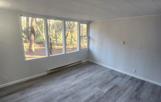 Chapel Hill / 2BR House off Homestead AVAILABLE NOW
