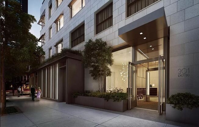 301 E 50 ST