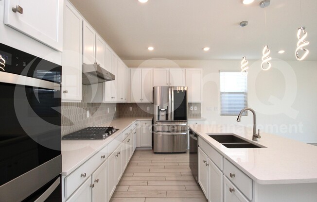 3037 W LN MIRADA DR