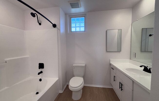 1 bed, 1 bath, 705 sqft, $2,548, Unit 322