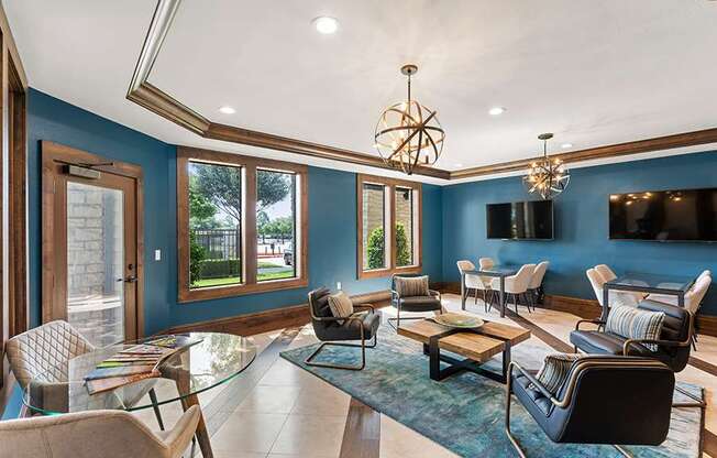 StoneLedge Apartments - Cyber lounge and media center - Grapevine ISD Apartments