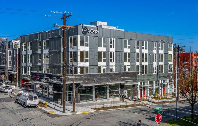 Studio, 1 bath, 254 sqft, $1,400, Unit 320