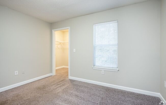 3 beds, 2 baths, 1,151 sqft, $1,095, Unit 104