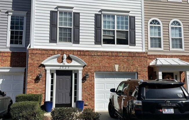 Charming 2-3 BR Townhome in South Park Charlotte
