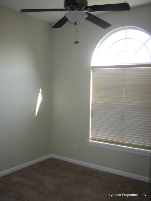 3 beds, 2 baths, $1,950