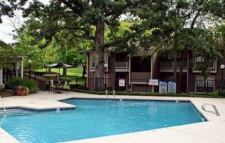 2 beds, 2 baths, 832 sqft, $1,099, Unit 915