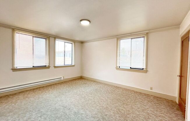 1 bed, 1 bath, 648 sqft, $1,495, Unit Mayfair - 09
