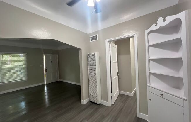 1 bed, 1 bath, 900 sqft, $1,695