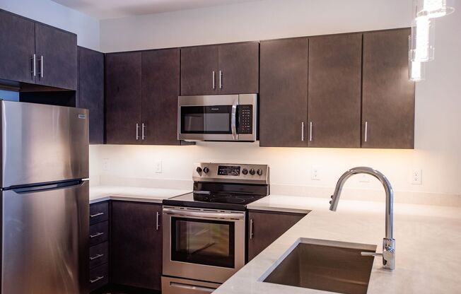 1 bed, 1 bath, 648 sqft, $1,395, Unit APT 210